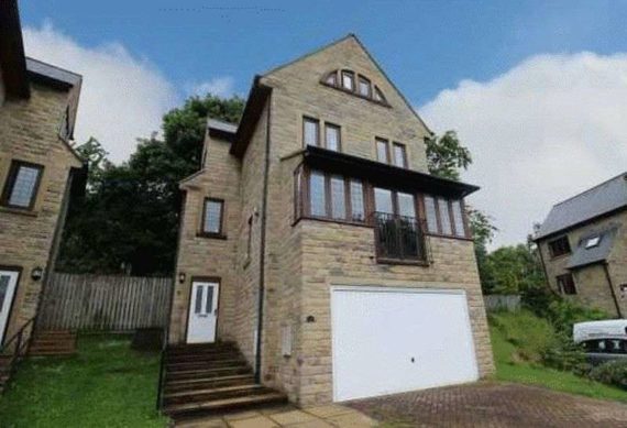 5 Bedroom Property
